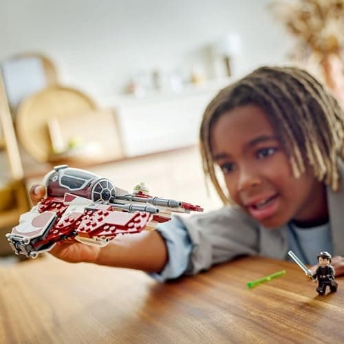 LEGO Star Wars 75401 Ahsokas Jedi Interceptor, Sternenjäger für Fans von The Clone Wars, Ahsoka Tano & Anakin Skywalker Minifiguren, mit Lichtschwertern und R7-A7, für Jungen und Mädchen ab 8 Jahren – Bild 2