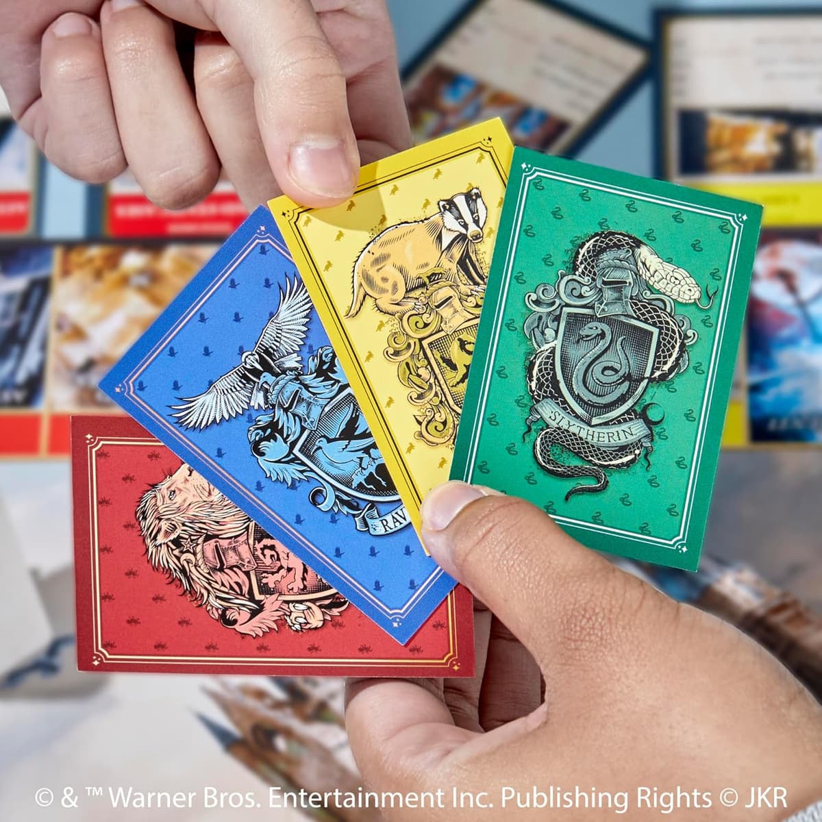 Monopoly Harry Potter Edition Brettspiel, Familienspiel für 2 bis 6 Spieler – Bild 5