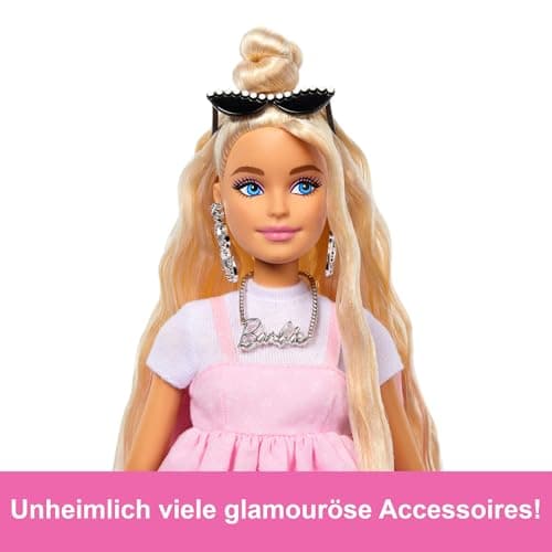 Barbie Deluxe Style-Puppe Nr. 3 mit Barbiecore-Outfit, blonden Haaren in hohem Dutt, pastellrosa Kleid mit überdimensionaler Schleife und Accessoires wie Netzstrumpfhosen – Bild 4